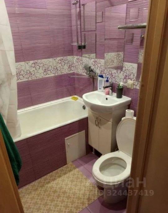 Продажа 1-комн квартиры на вторичном рынке Новоивановское пгт, улица Мичурина, 5