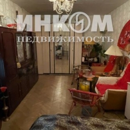 Продажа 2-комн квартиры на вторичном рынке Тепличный пер,  д. 5