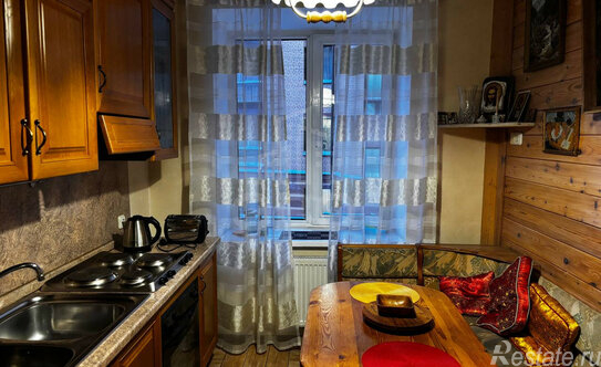 Продажа 2-комн квартиры на вторичном рынке Грибоедова Канала наб,  д. 89