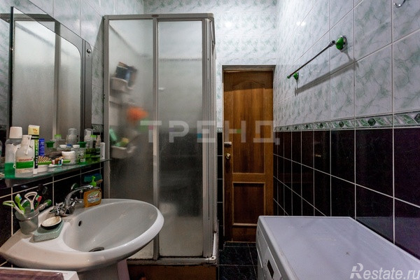 Продажа 2-комн квартиры на вторичном рынке Турбинная ул,  д. 37