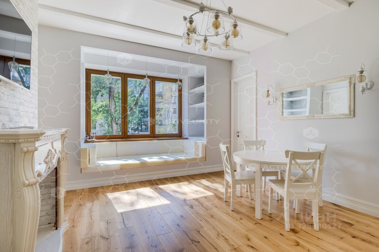 Аренда 3-комн квартиры на вторичном рынке Орловская улица, 1к4