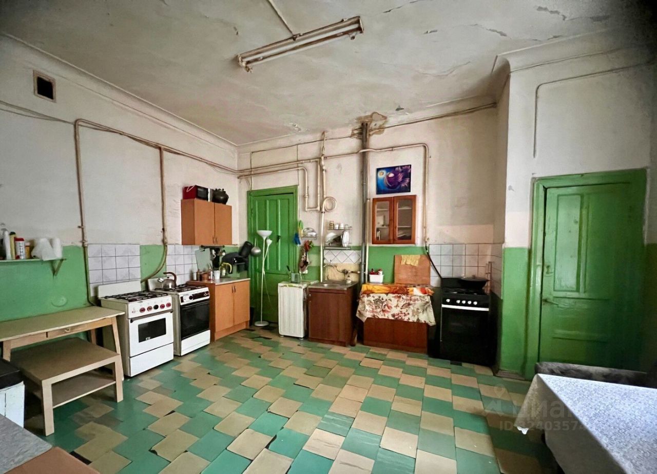 Продажа комнаты Перекупной переулок, 12/13