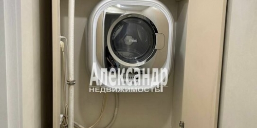 2-комн квартира улица Ленсовета,  д. 89