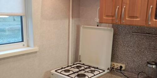 2-комн квартира Маршала Захарова ул,  д. 15