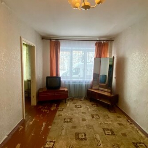 2-комн квартира Волхов, ул Новгородская,  д. 12