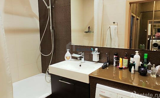 Продажа 2-комн квартиры на вторичном рынке Банный переулок,  д. 8