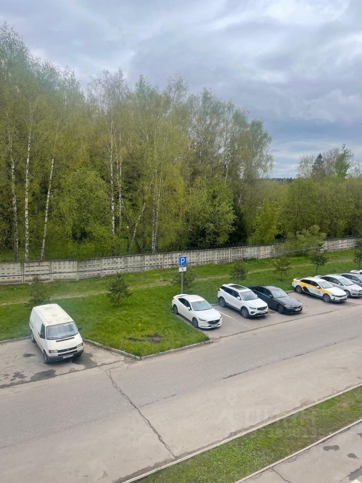 Продажа 1-комн квартиры на вторичном рынке МЖК Изумрудная Долина тер., д. Солманово, улица Елисейская,  д. 13