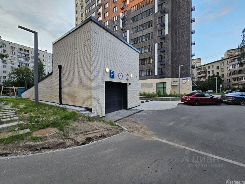 Продажа гаража ул Лавочкина,  д. 6,  к. 1