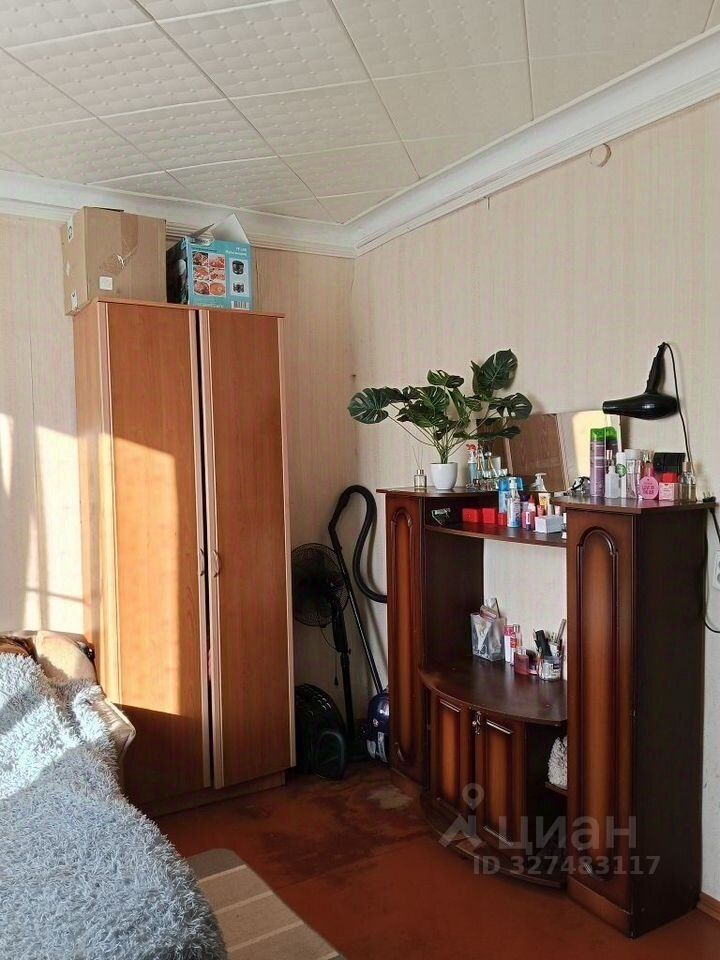 Продажа 2-комн квартиры на вторичном рынке Луга, Киевская улица, 74