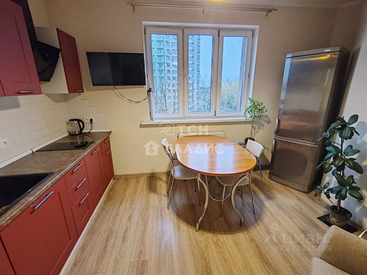 Продажа 2-комн квартиры на вторичном рынке Ивантеевка, Заводская улица,  д. 12А