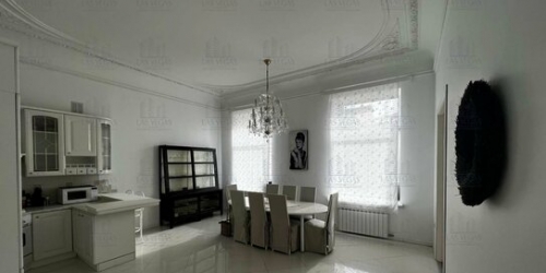 3-комн квартира Галерная улица,  д. 19