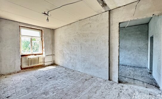 Продажа 3-комн квартиры на вторичном рынке ул Строителей,  д. 4,  к. 5