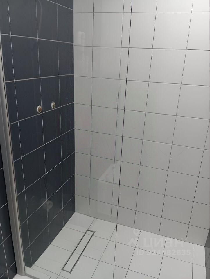 Продажа 1-комн квартиры на вторичном рынке улица Коминтерна, 4