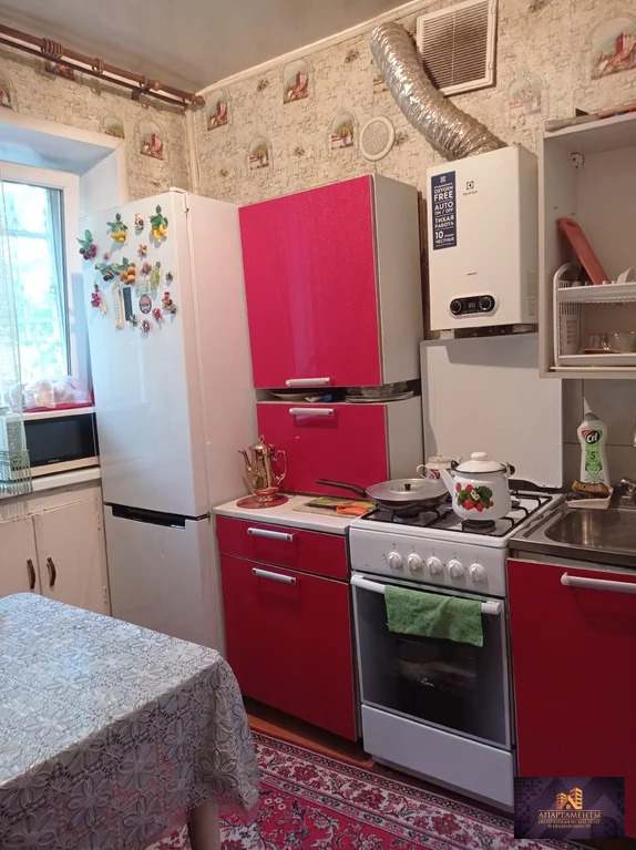 Продажа 2-комн квартиры на вторичном рынке Серпухов, ул. Физкультурная,  д. 25