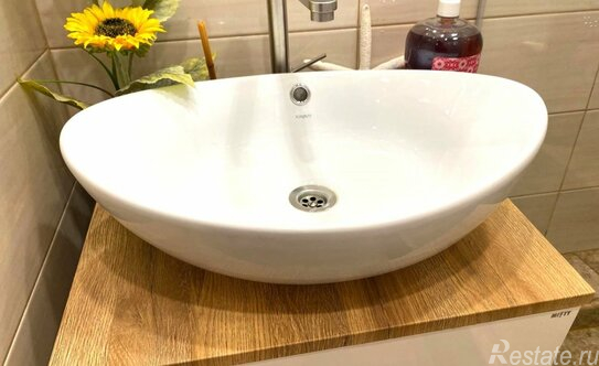 Продажа 2-комн квартиры на вторичном рынке улица Типанова,  д. 15