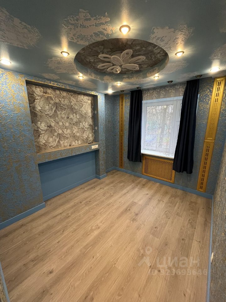 Продажа 3-комн квартиры на вторичном рынке Апрелевка, улица Комсомольская, 5