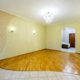 Продажа 3-комн квартиры на вторичном рынке улица Новаторов,  д. 34 к7