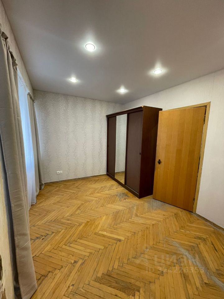 Аренда 2-комн квартиры на вторичном рынке Андропова пр-кт,  д. 19