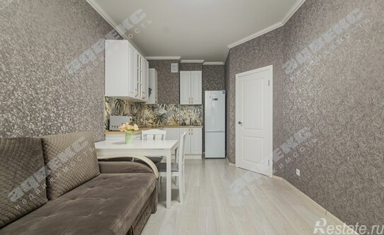 Продажа 1-комн квартиры на вторичном рынке Октябрьская наб,  д. 44