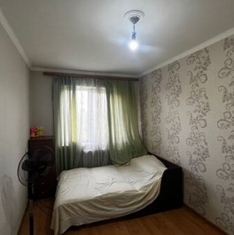 Продажа 3-комн квартиры на вторичном рынке Холодово, Коммунистическая улица,  д. 30/1