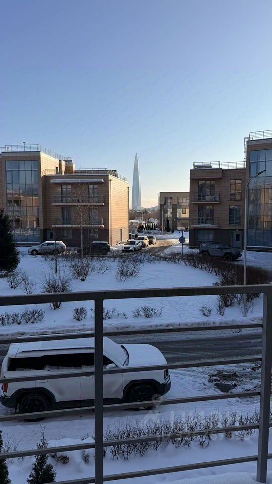 Продажа 3-комн квартиры на вторичном рынке улица Новая, 51к2