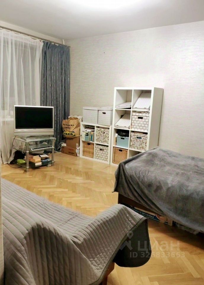 Продажа 1-комн квартиры на вторичном рынке улица Ярослава Гашека, 15