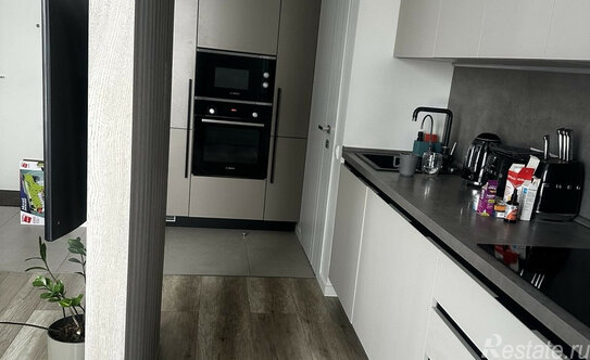 Продажа 3-комн квартиры на вторичном рынке Ильменский проезд,  д. 14,  к. 8