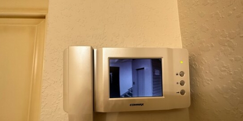 3-комн квартира улица Кравченко,  д. 12