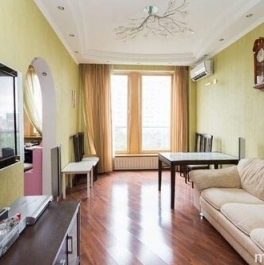 Аренда 2-комн квартиры на вторичном рынке улица Маршала Тухачевского,  д. 39