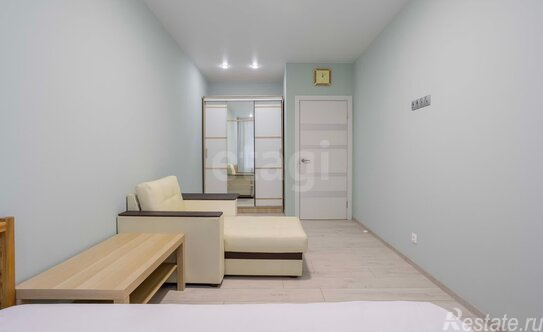 Продажа 1-комн квартиры на вторичном рынке Русановская ул,  д. 20 к1