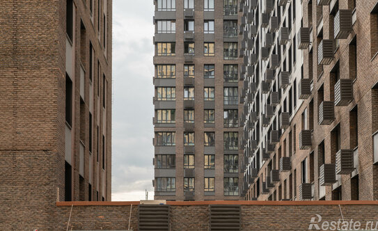 Продажа 2-комн квартиры на вторичном рынке улица Берзарина