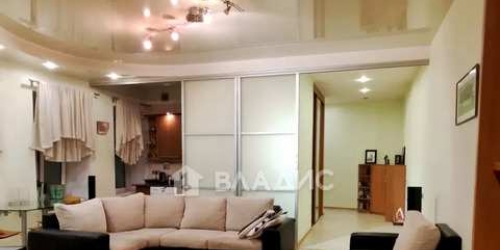 3-комн квартира Старо-Петергофский пр-кт.,  д. 15