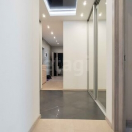 Продажа 3-комн квартиры на вторичном рынке Кудрово, ул Столичная,  д. 5,  к. 2