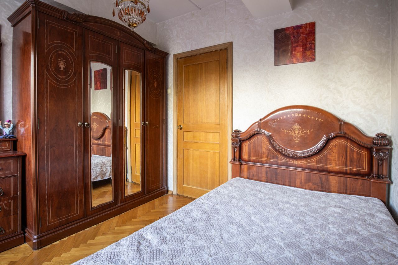 Аренда 2-комн квартиры на вторичном рынке Матвеевская улица, 4К2