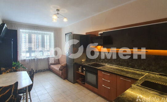 Продажа 2-комн квартиры на вторичном рынке Зенино, улица Камова,  д. 9 к3