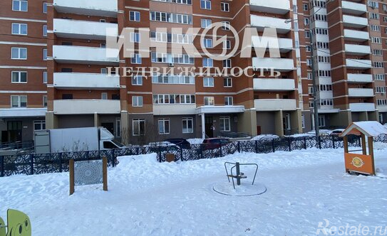 Продажа 1-комн квартиры на вторичном рынке улица Новаторов,  д. 4 к5