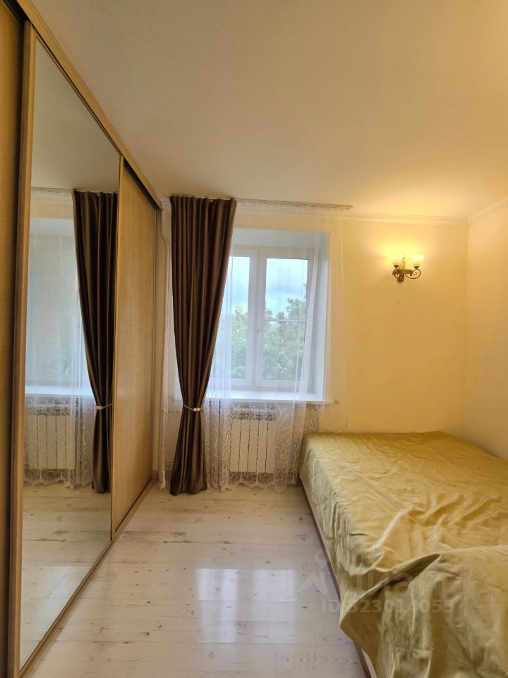 Аренда 2-комн квартиры на вторичном рынке улица Большая Якиманка, 54