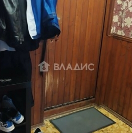 Продажа 1-комн квартиры на вторичном рынке Клязьминская улица,  д. 13