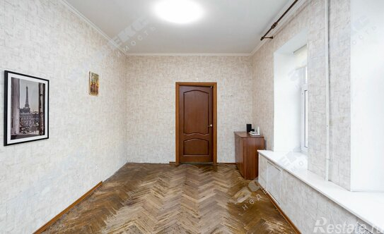 Продажа 4-комн квартиры на вторичном рынке Восстания ул,  д. 22