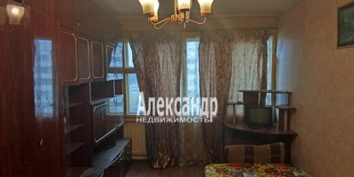 1-комн квартира ул Генерала Симоняка,  д. 18