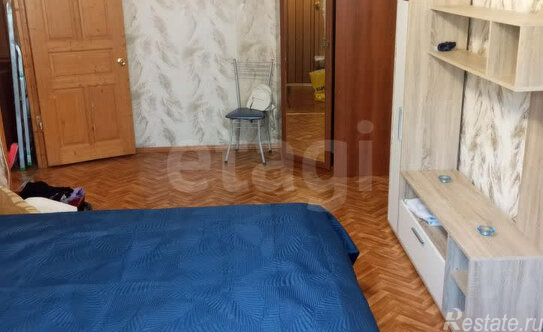 Продажа 1-комн квартиры на вторичном рынке Белозерская улица,  д. 9Б