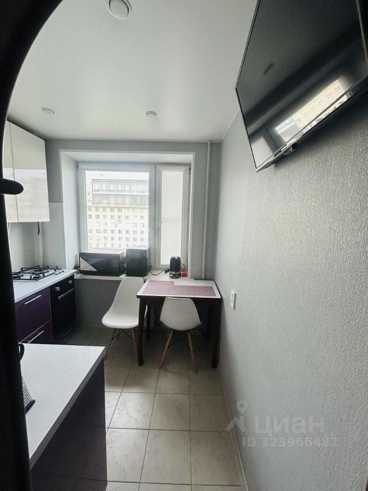 Продажа 3-комн квартиры на вторичном рынке Московский проспект, 205