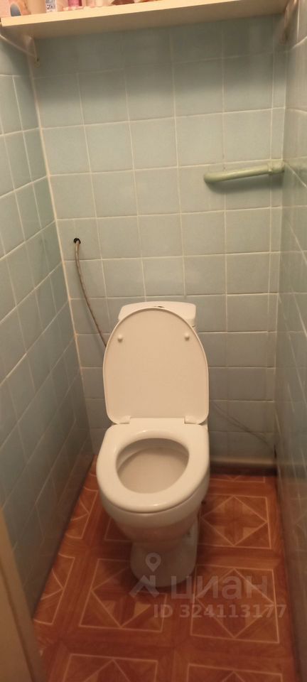 Продажа 2-комн квартиры на вторичном рынке проспект Художников, 31К1