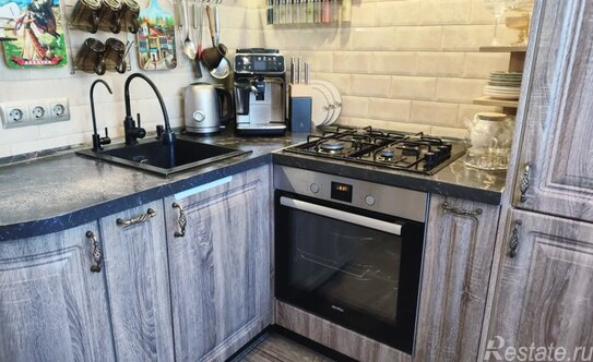 Продажа 3-комн квартиры на вторичном рынке улица Турку,  д. 2 к3