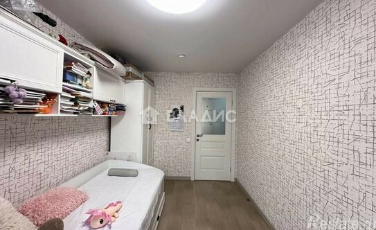 Продажа 3-комн квартиры на вторичном рынке Металлистов пр-кт,  д. 111