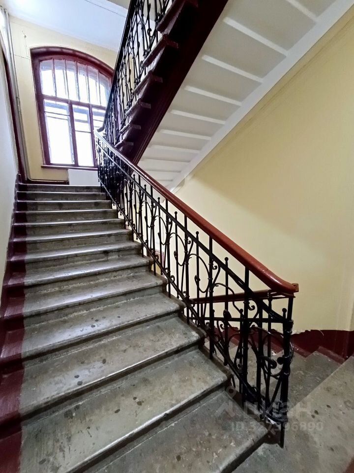 Продажа 4-комн квартиры на вторичном рынке Тележная улица, 15