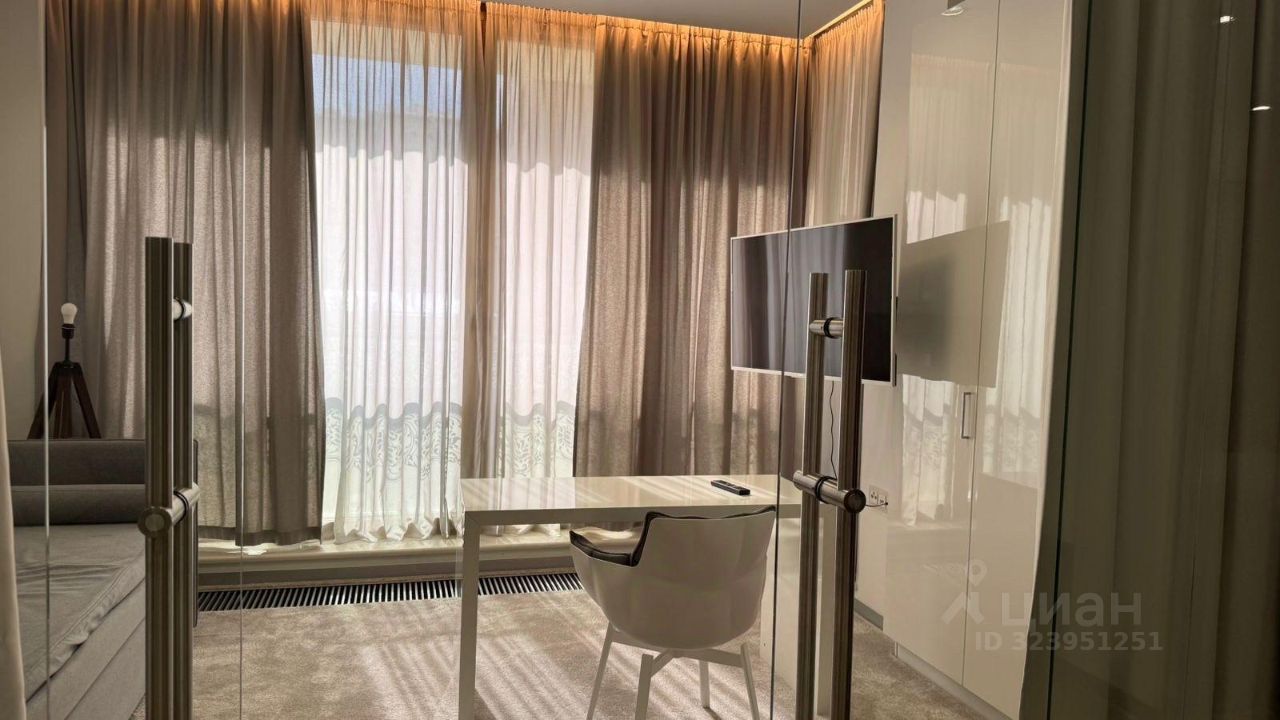 Продажа 3-комн квартиры на вторичном рынке 1-й Смоленский переулок, 21