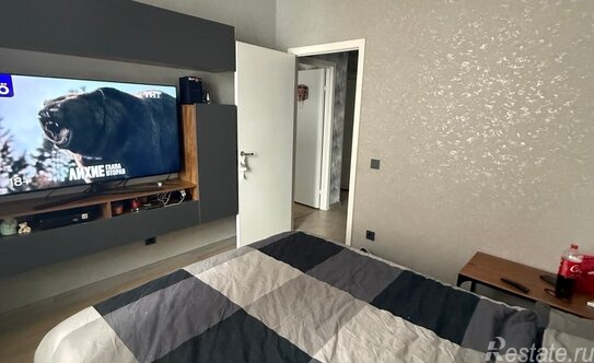 Продажа 3-комн квартиры на вторичном рынке Зенино, улица Камова,  д. 7 к2