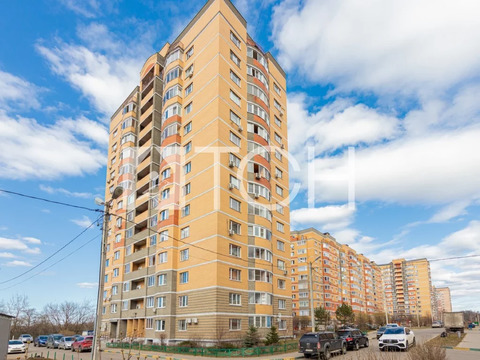 Продажа 1-комн квартиры на вторичном рынке Свердловский, ул. Народного Ополчения,  д. 4