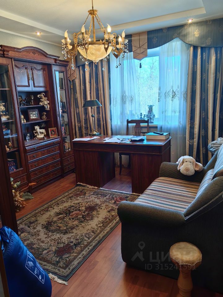 Продажа 3-комн квартиры на вторичном рынке Коломна, улица Ленина, 69